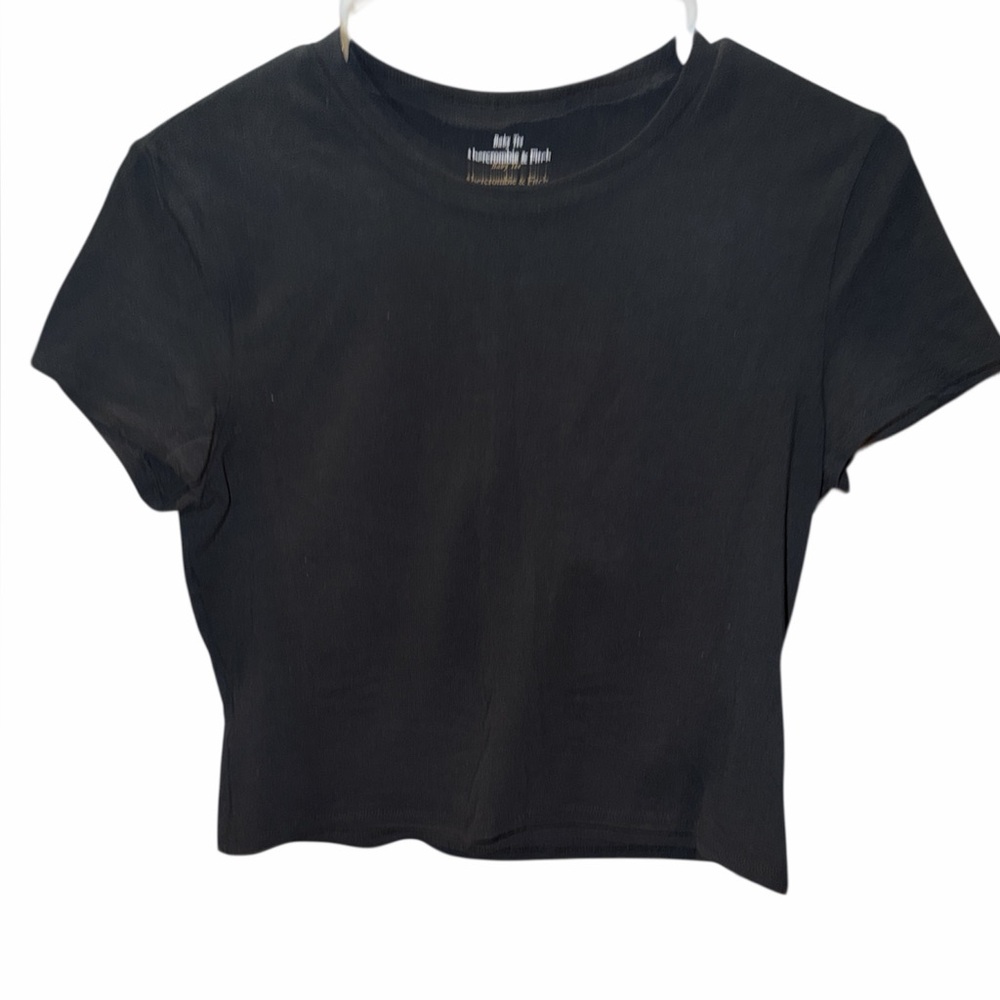 Women’s Abercrombie & Fitch Black Baby Tee - Size M.